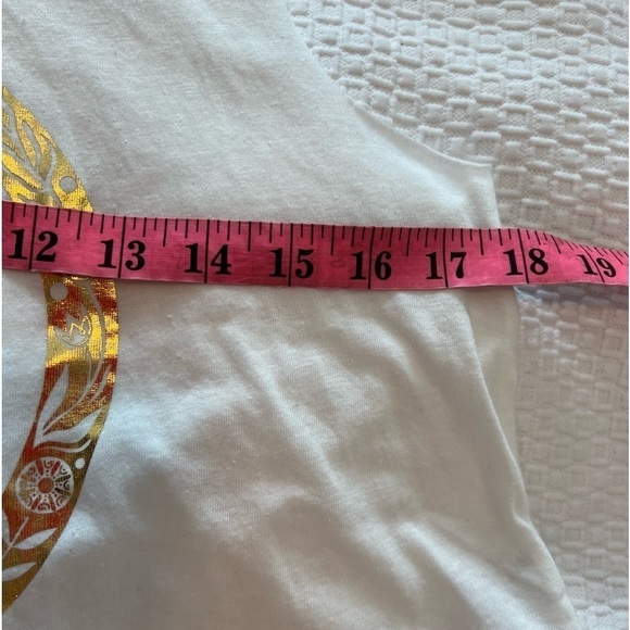 SPIRITUAL GANGSTER Peace Graphic Crop Tank Top - Picture 15 of 16